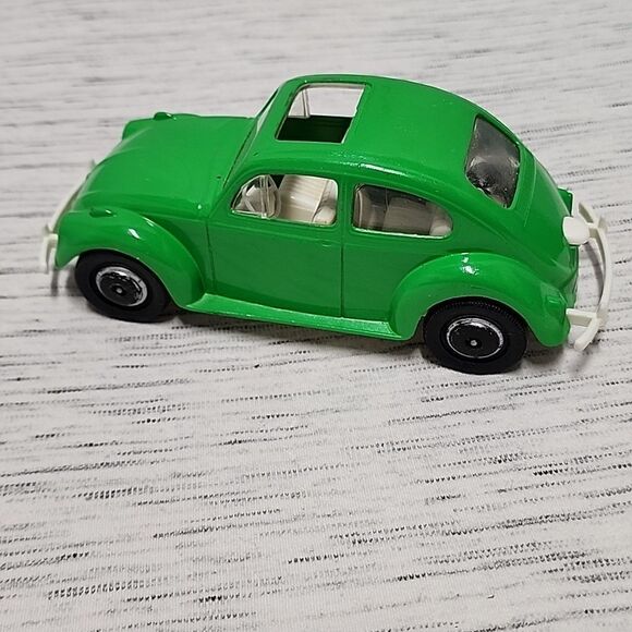 VW VOLKSWAGEN BEETLE BUG METAL HUBLEY DIVISION Cabriel Ind Inc Lancaster, Penn - Picture 1 of 6